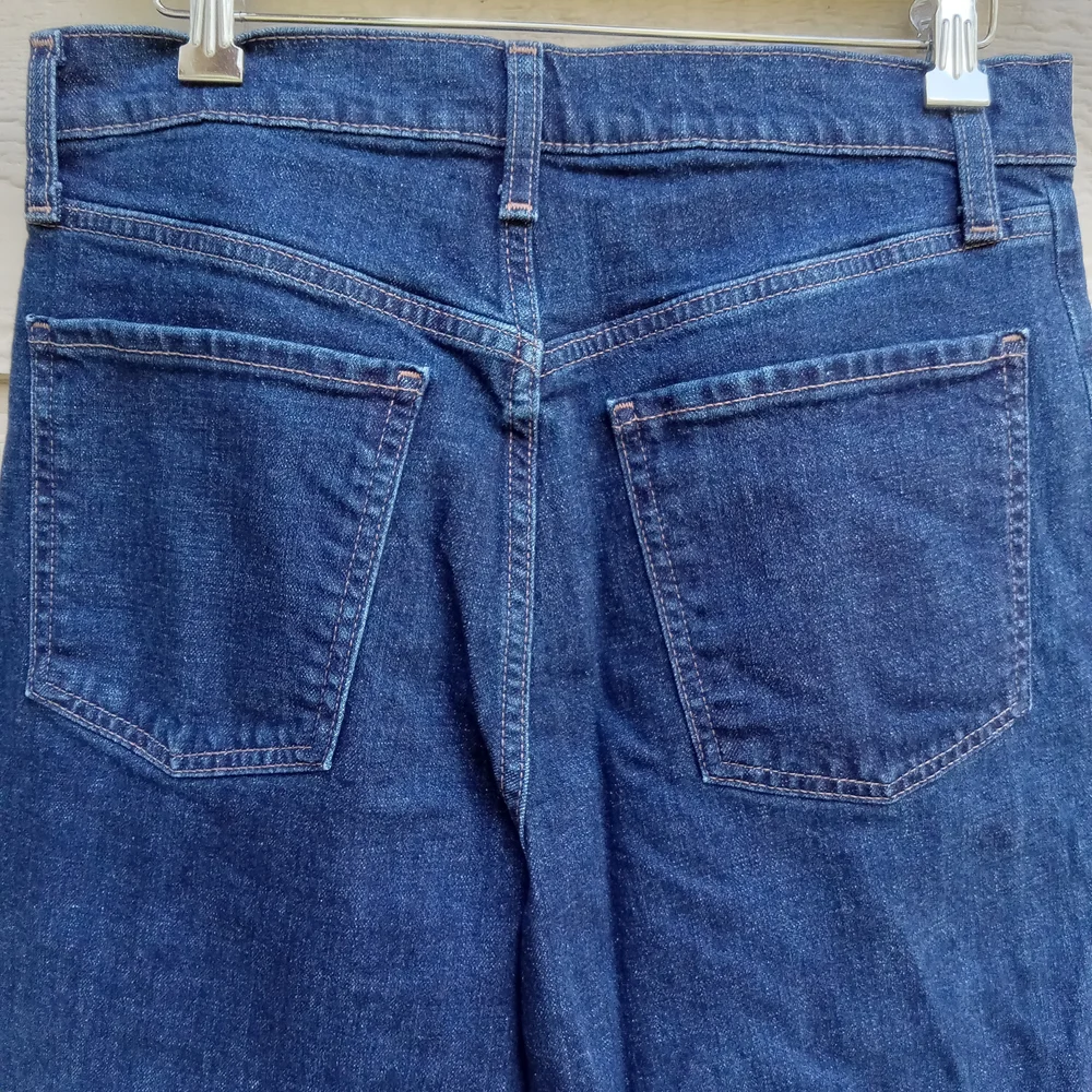 Old Navy Barrel Leg High-Rise Dark Blue Jeans Size 8 Tall